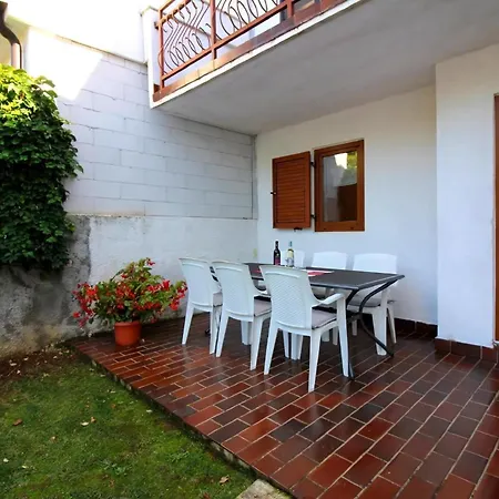 Palma In Strandnaehe Mit Garten Grill ポレッチ