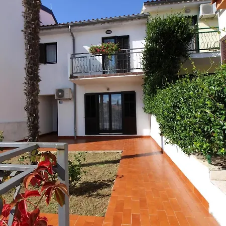 Palma In Strandnaehe Mit Garten Grill شقة بوريتش